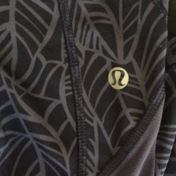 10 ITEM GRAB BAG UNDERARMOR- ATHLETA LULU NIKE - Picture 4 of 7